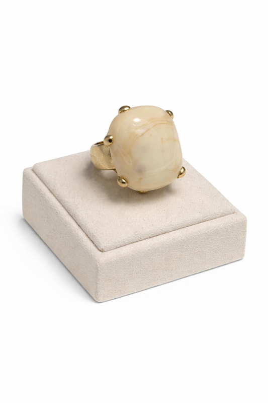 Anillo piedra blanco